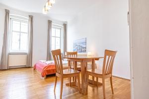Affordable 2BR Apartment Near Wiener Stadthalle