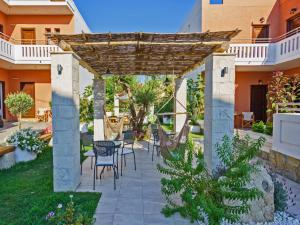 Two-Bedroom Family Apartment with Garden View