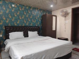 Kanha Guest House