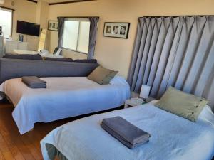 2 Units in 1 Listing near Nakano CBD and Broadway