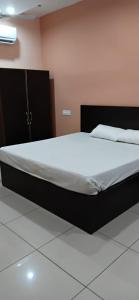 Luxury roayal hotel