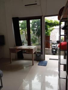 Mirri Middle Room