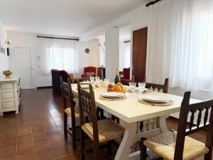 Holiday House Mariela