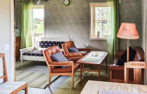 2 Bedroom Stunning Home In Sandhem