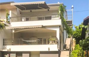 Amazing Home In Cizici