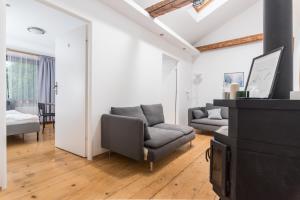 Old Town Loft - 7 Bedroom Apartment - by Upstairs