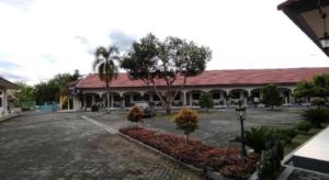 OYO 93051 Wisma Syariah Buloe Near Lapangan Abubakar Lambogo Batili Enrekang