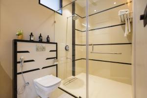 ELIVAAS Terra Cove 6 BHK Villa with Surreal Views
