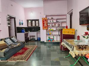Garden Villa Homestay, vanasthalipuram, Hyderabad 1BHK