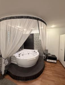 Готель на Виговського