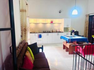 Canal Front Home Stay