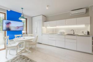 APARTAMENTY MIERZEJA - BALTIC PARK STEGNA 500m od plaży, Bezpłatny Meleks