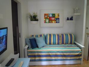 Charming House in Albufeira with Shared Pool