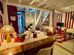 Studios with Mezzanine Rua da Moeda