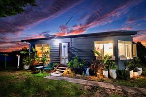 Private Farmhouse & Paddock Available