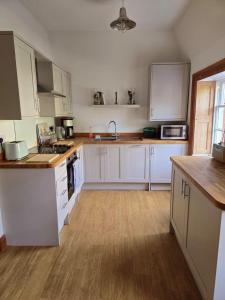 Stunning 1 bedroom self contained apartment