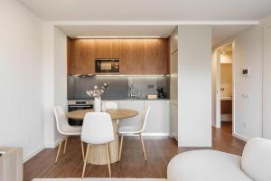 196 Andrade Corvo Collection by Minhos Guest