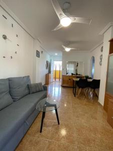 Bonito apartamento con piscina cerca de la playa