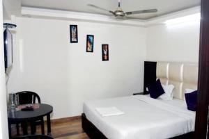 The Palace Hotel R-R Gorakhpur