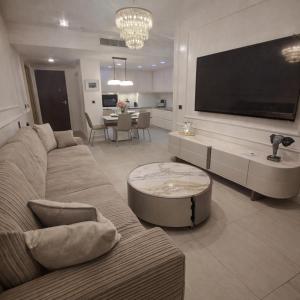 Sea view luxury apart in Tq plaza