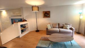 Appartement de charme, multi-niveaux - Jardin Public