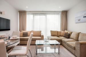 Dolphin Hideaway- Poole Quay Apartment with Parking