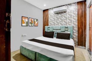 Hotel O Bhavya Residency