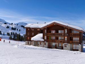 Studio fonctionnel au pied des pistes pour 34 pers, balcon, séjour divisible - FR-1-181-2204