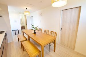 Palm Tree, built in 2025, 24 minutes to Churaumi Aquarium and 18 minutes to Jangria, A luxurious stay in the Yanbaru forest