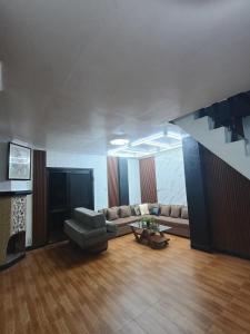 Family Friendly House with Amazing Sunset View