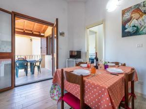 Charming detached villa in Capo Comino img7