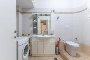 Hostly Forlanini Family Apartment near Gianicolo