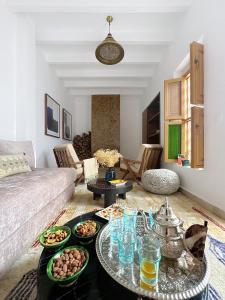 Riad chic & intimiste, piscine chauffée, ptit dej