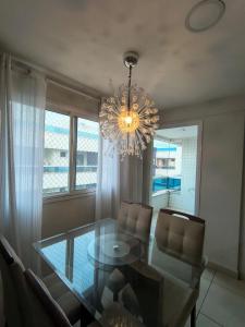 Apartamento charmoso e bem localizado