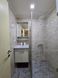 Студия с видом на море