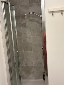 Cozy 3 bed 2 bath apartment in a great location