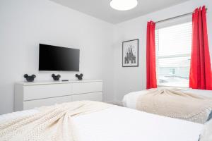 Magnificient 4Bd w Pool @ Storey Lake Resort 2648