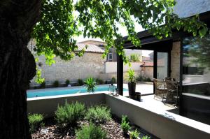 Villa Angelina - design stone house in Markovac