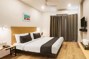 Townhouse Rajdhani Residency