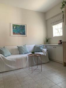 Fresh Studio - Marina Kalamatas