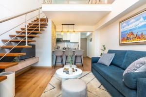 Double-height deluxe loft 50 m from Parque Kennedy