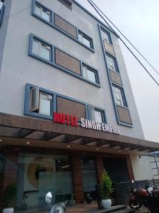 Hotel Singh Empire
