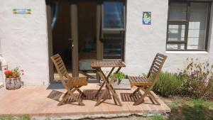 A gorgeous apartment with a pool view at Goedehoop, Strand, Western Cape