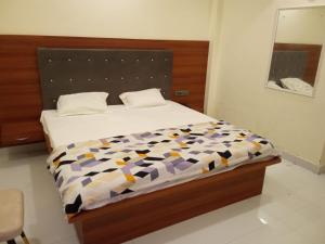 Hotel New Machaan Inn