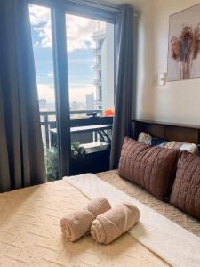 Skyline Stay with Pool, Gym, Sauna Poblacion Makati