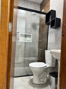 Studio charmoso completo com ar