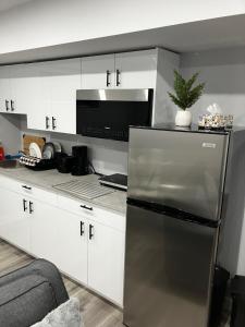 Beautiful Brand New Suite with Private Entrance and free on-site parking