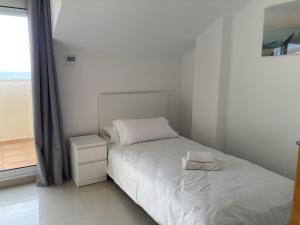 Exceptional 2-bedroom duplex with ocean views