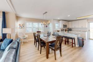 NTB1232 Sandy Cheeks