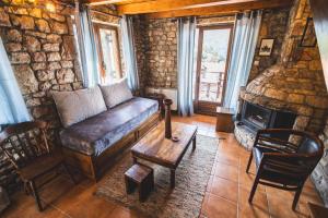 Georgios V Chalet Kalavrita